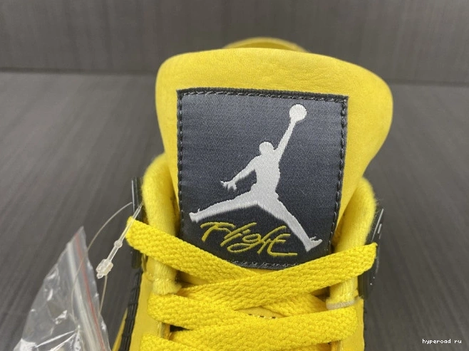 Jordan Lightning CT8527-700 Retro 4 Air 0816